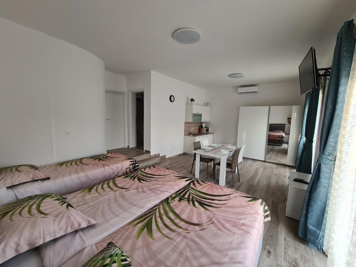 Apartments Elizabeta Dramalj Eksteriør bilde