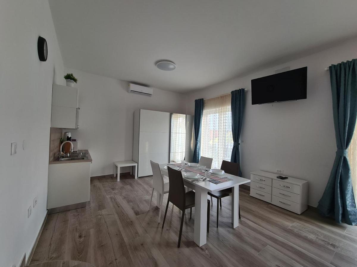 Apartments Elizabeta Dramalj Eksteriør bilde