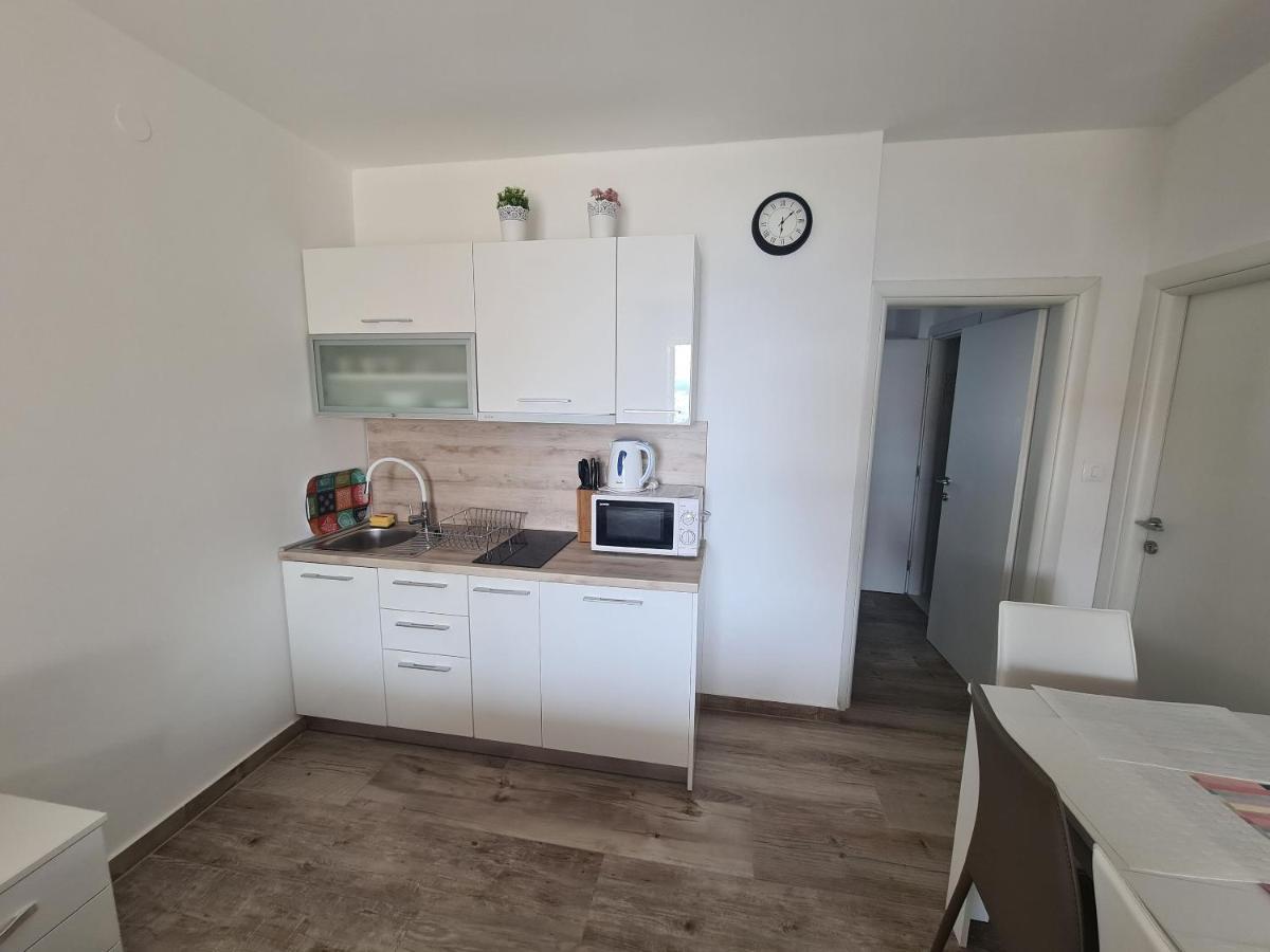 Apartments Elizabeta Dramalj Eksteriør bilde