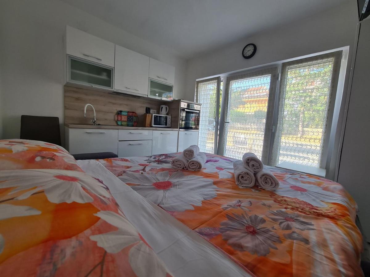 Apartments Elizabeta Dramalj Eksteriør bilde